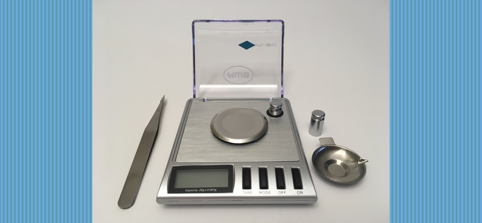 Using a Digital Scale for Weighing and Making Cuts