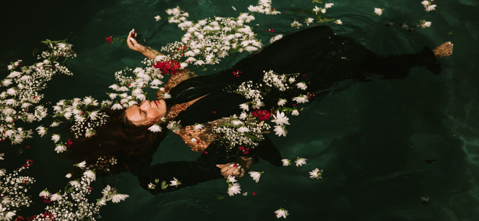 Flotation tanks