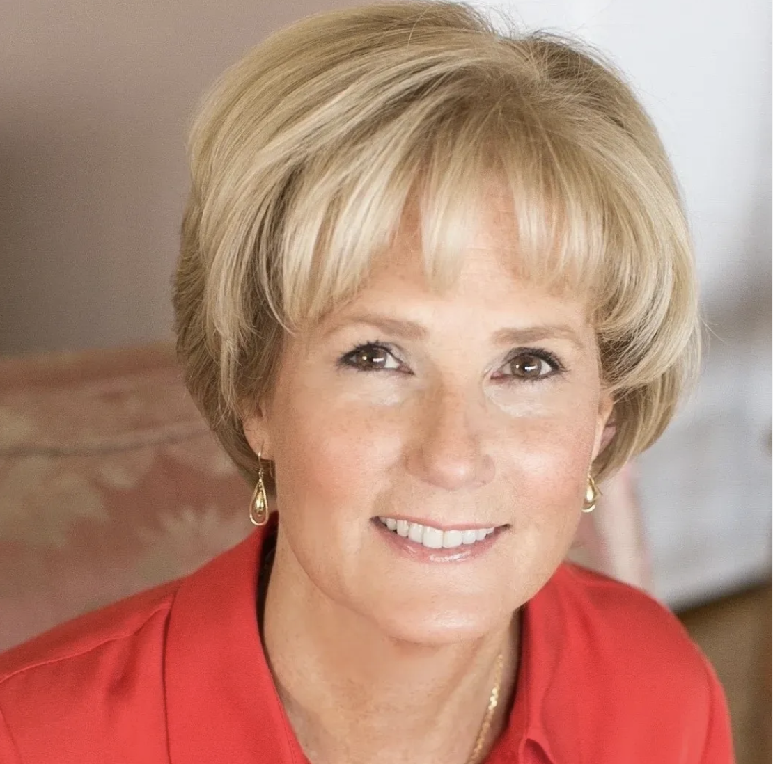 Picture of Gretchen Watson