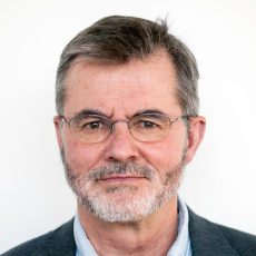 Picture of Robert Whitaker